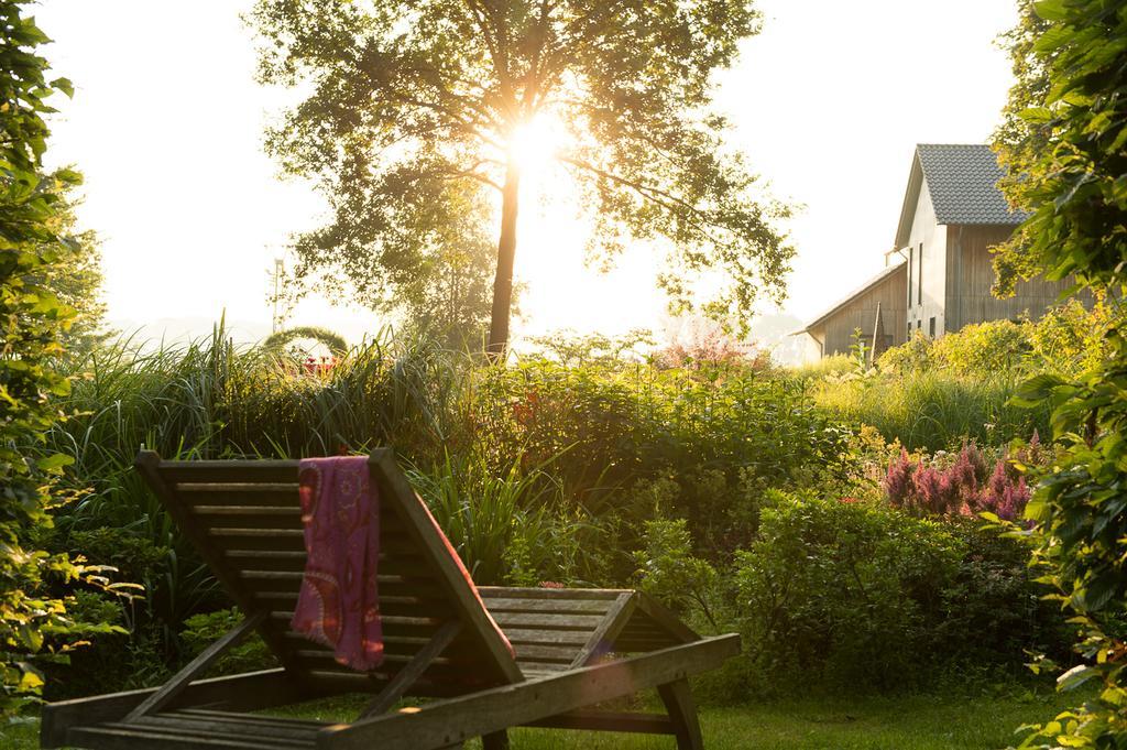 Hotel Gut Bardenhagen ภายนอก รูปภาพ