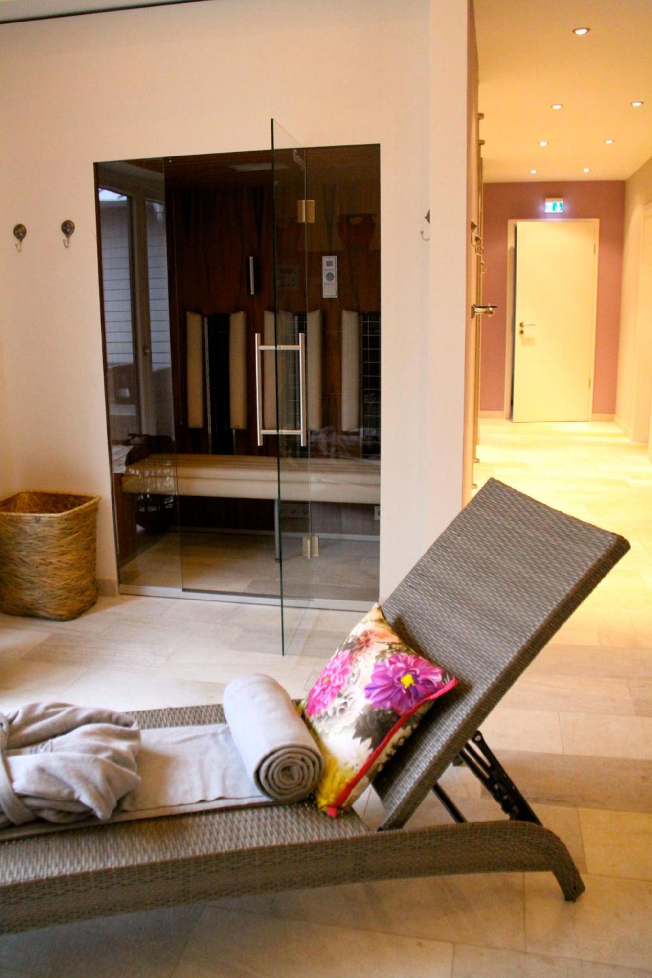 Hotel Gut Bardenhagen ภายนอก รูปภาพ