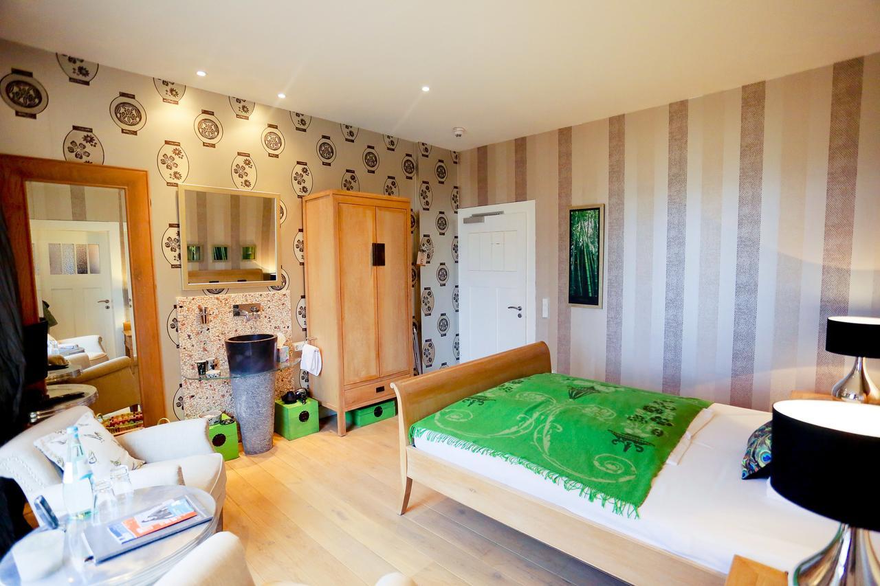 Hotel Gut Bardenhagen ภายนอก รูปภาพ